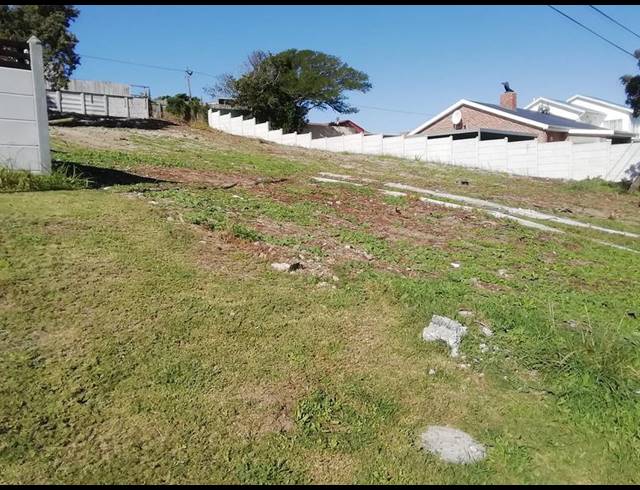 LAND FOR SALE IN PARADISE BEACH